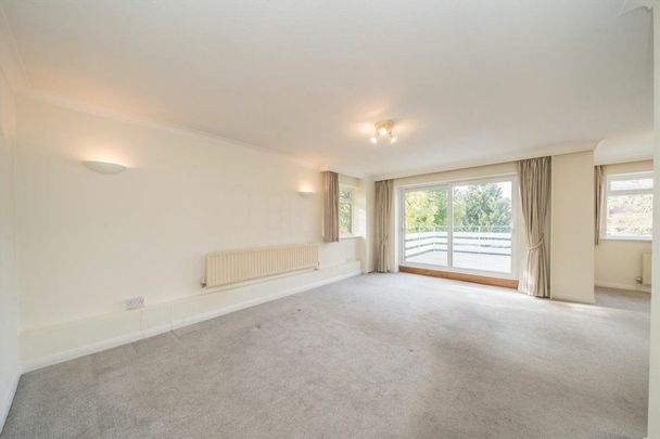 Strawberry Hill Road, Strawberry Hill Road, TW1 - Photo 1