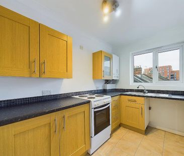 1 bedroom flat to rent - Photo 3