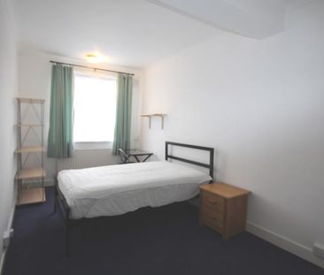 5 bedroom maisonette to rent - Photo 4