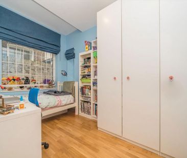 3 bedroom flat to rent - Photo 3