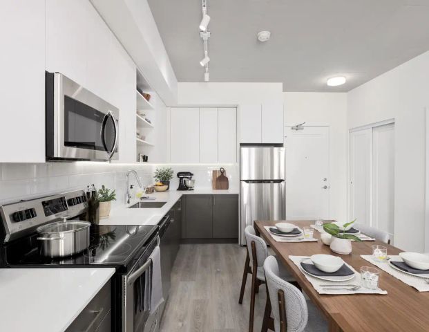 Maple View Heights Apartments — 2 Bed + Den - Photo 1