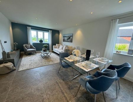 3 Bedroom Detached To Let - Photo 2