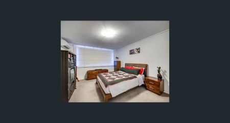 “Charming 2-Bedroom House in Moorooka” - Photo 3