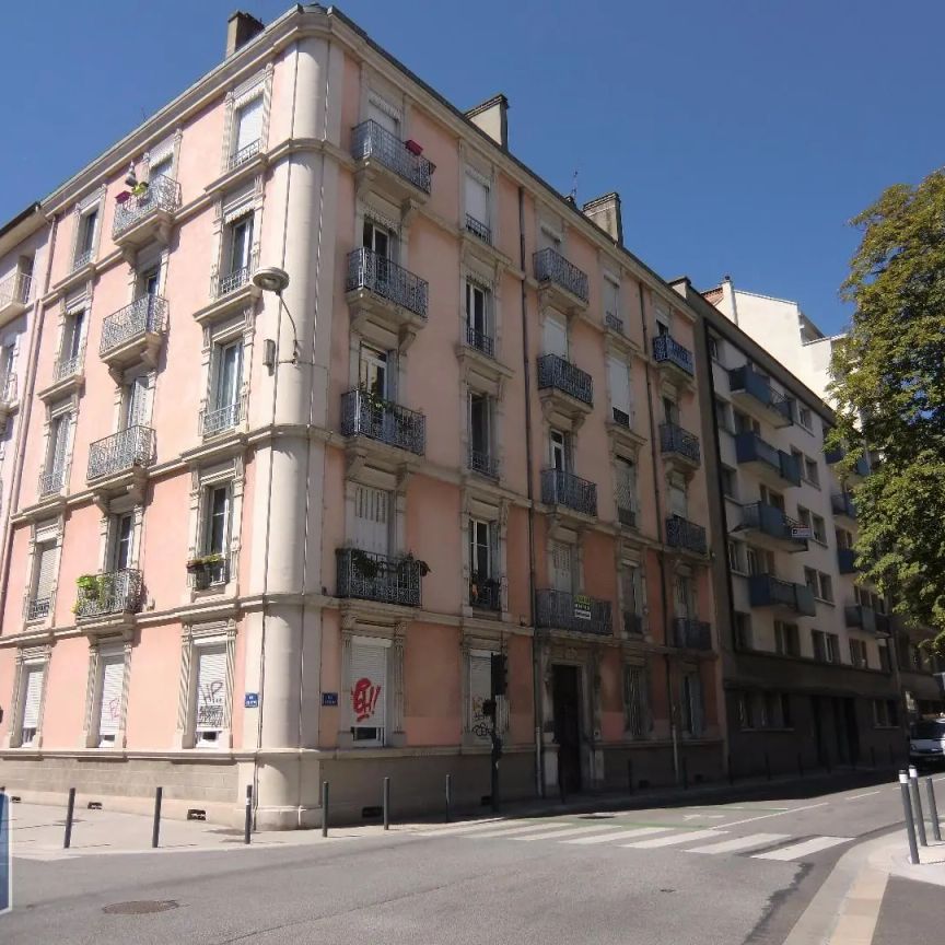 Appartement à louer 1 pièce 37.85m² - Photo 1