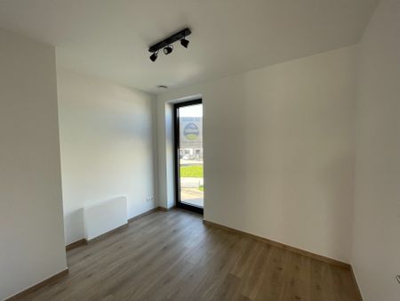 Nieuwbouwwoning met 3 slaapkamers in Bilzen - Photo 2