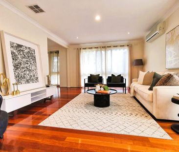 Spacious 4 Bedroom Home in Vermont South - Photo 2