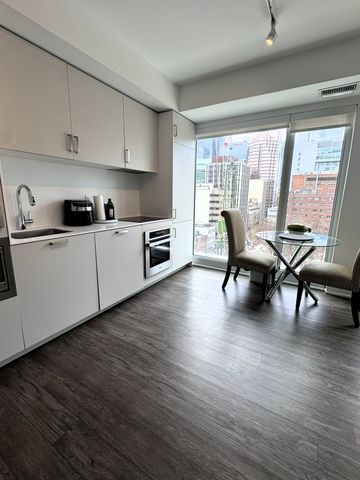 For Lease - 88 Queen Street Unit# 811, Toronto, Ontario - Photo 3