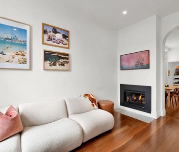 Stylish, Renovated Home in the Heart of Carlton North - Photo 2