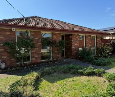 3 Kathleen Court, Hampton Park VIC - Photo 5