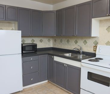 For Lease - 242 D'arcy Street Unit# 8, Cobourg, Ontario - Photo 4