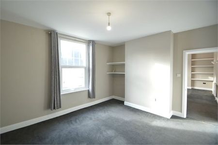 Baker Street, WEYBRIDGE, KT13 - Photo 4