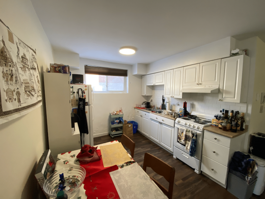 547 Frontenac St, Unit 3, Kingston, Ontario - Photo 1