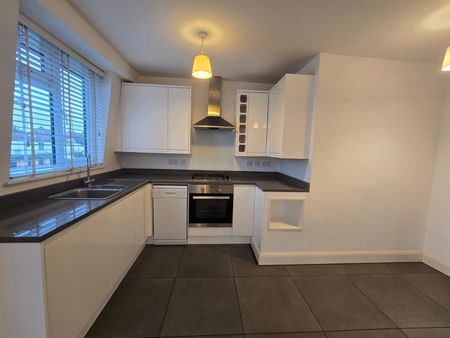 Golders Green Road, London NW11 - Photo 4