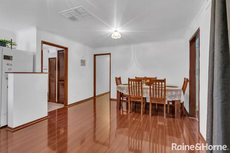 7 Craigmore Place, Melton West, VIC 3337 - Photo 5