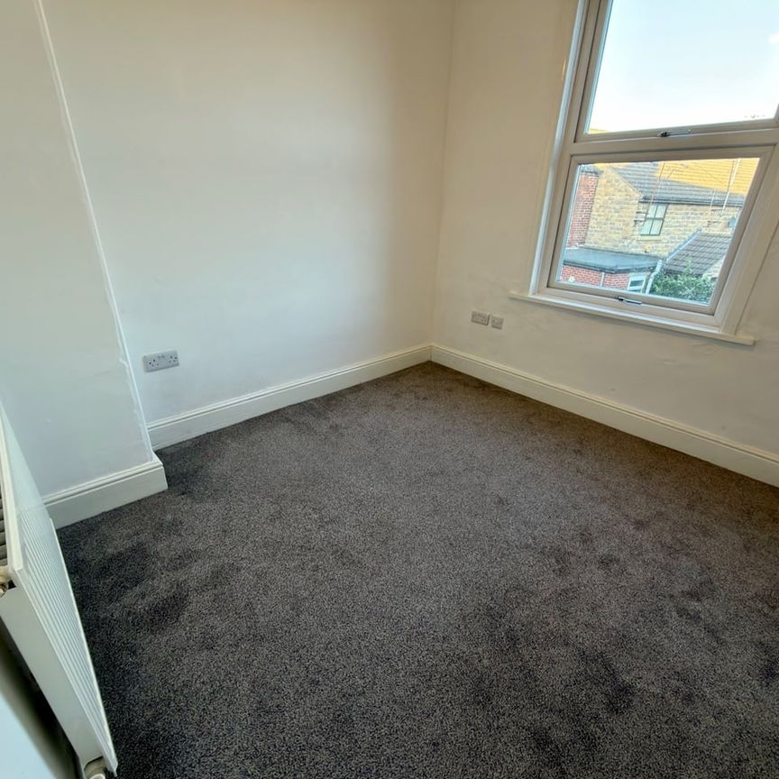 2 Bed Terraced House, Beechwood Road, S6 - Photo 1