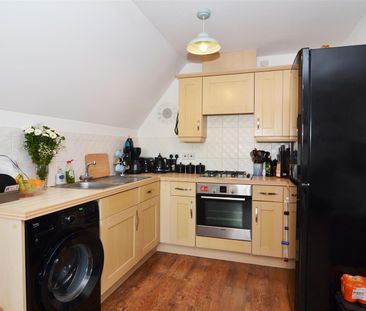 Wilkinson House Second Cross Road, Twickenham - 1 bedroomProperty f... - Photo 3