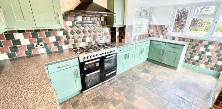Foads Lane, Cliffsend, Ramsgate, CT12 5JP, Kent - Photo 2