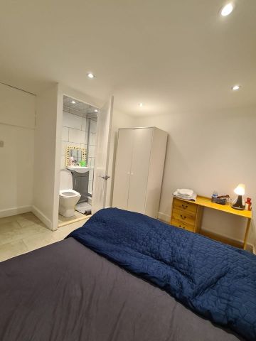 Room in a Shared House, Pomona Street, S11 - Photo 3