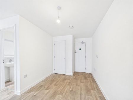 Studio to rent - Photo 3