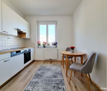 Lichtdurchflutete Drei-Zimmer Wohnung. Ein Refugium der Ruhe - Photo 1