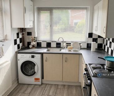 1 bedroom in a house share to rent - Photo 6