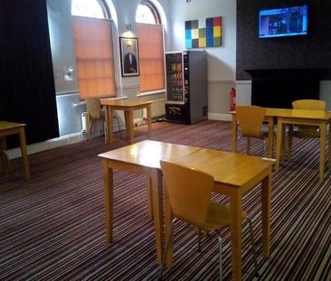 44 Bed Detached House, Mill Street, LU1 - Photo 4