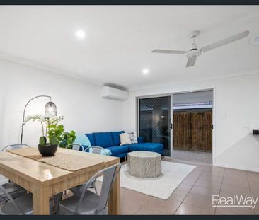 Modern Home in Springfield - Photo 1