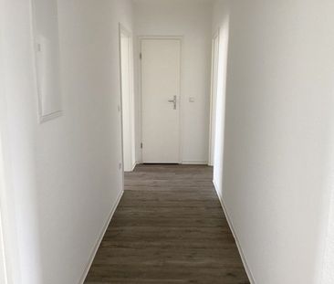 Hier kommt man gerne Heim - Moderne 3-Zimmer-Wohnung mit Balkon - Foto 1