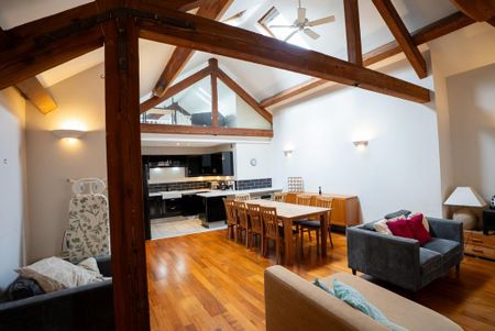 3 bedroom flat to rent - Photo 4