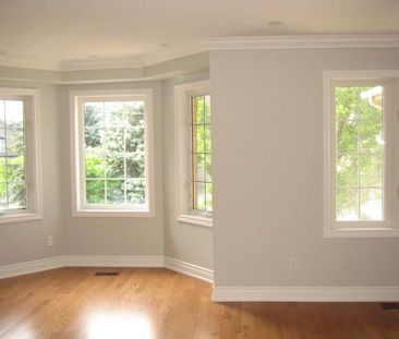 For Lease - 9 Formula Court, Toronto, Ontario - Photo 4