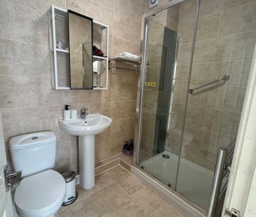 1 bedroom property to rent - Photo 4