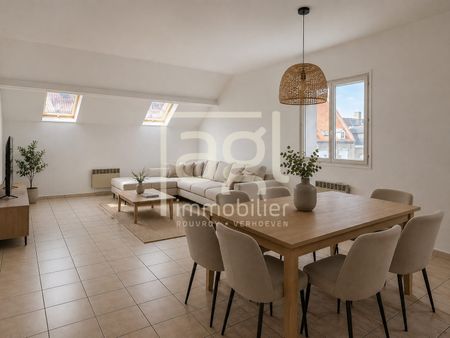 Location Appartement 5 pièces 86m² BERGUES 59380 - Photo 4