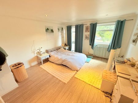 4 Bed Semi-Detached House, Almond Avenue, W5 - Photo 5