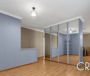 “Spacious 4x2 Home with Separate Studio!” - Photo 5