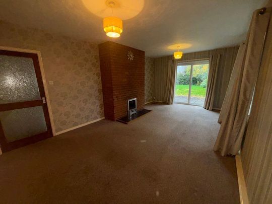4 bedroom detached house to rent - Photo 1