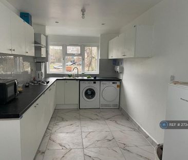 1 bedroom in a house share to rent - Photo 6