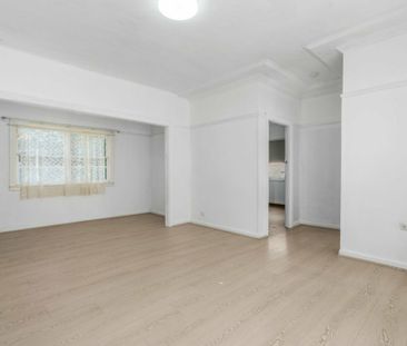 52 Passiefield Street, Liverpool NSW - Photo 3