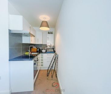 Studio to rent - Photo 6