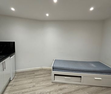 Studio Flat, Clonmell Road, N17 - Photo 3