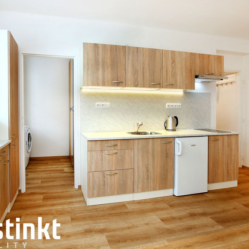 Pronájem bytu 1+kk 24 m² - Photo 1