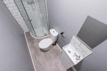 4 bedroom house to rent - Photo 4