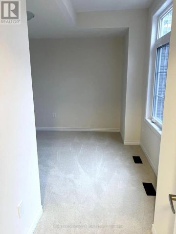 131 SANDERS ROAD - Photo 4