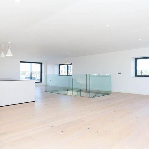 2 bedroom penthouse to rent - Photo 1