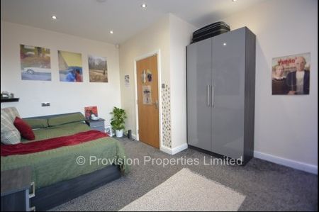 1 bedroom flats in Leeds - Photo 5