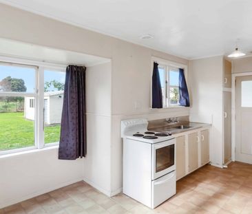 3 bedroom home in Papakura! - Photo 1