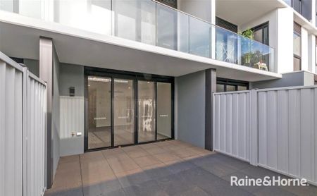 Price Reduction - Stylish 2 Bedroom Apartment - Photo 5