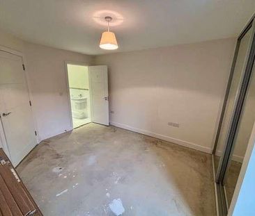 Hillview Place, Newbury, RG14 - Photo 3