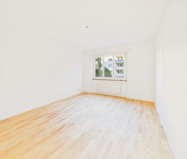 Helle 4-Zimmer Wohnung mit schönem Ausblick in Bern - Photo 3