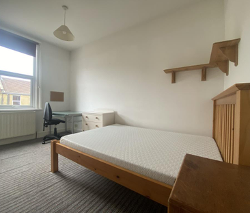 5 bedroom terraced house to rent - Photo 3