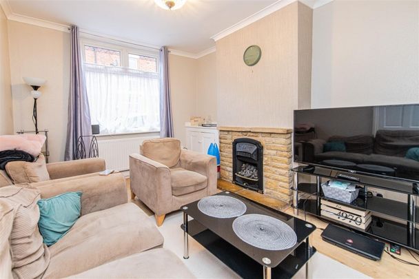 2 bed House - Terraced To Let - Photo 1